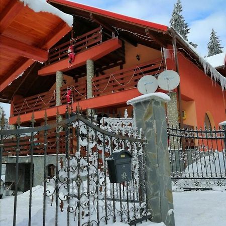 Casa De Vacanta Paraul Rece Ngoại thất bức ảnh