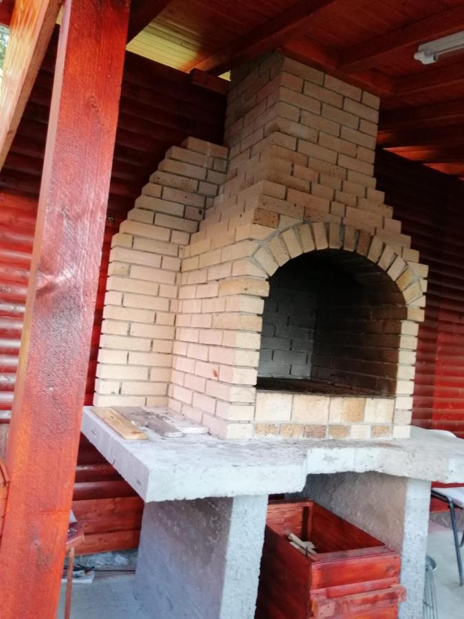Casa De Vacanta Paraul Rece Ngoại thất bức ảnh