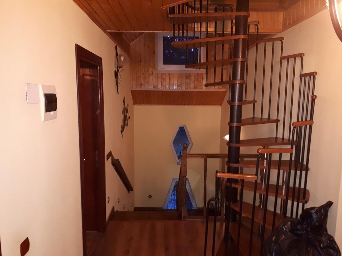 Casa De Vacanta Paraul Rece Ngoại thất bức ảnh