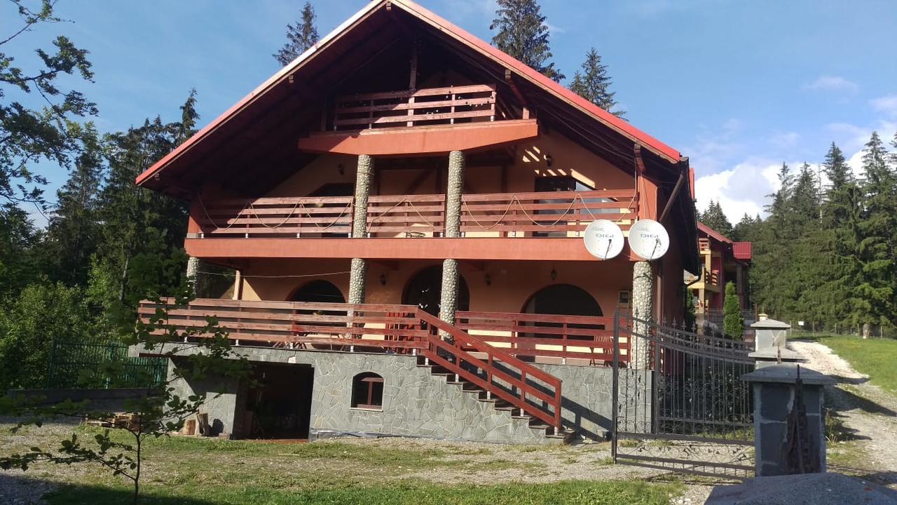 Casa De Vacanta Paraul Rece Ngoại thất bức ảnh