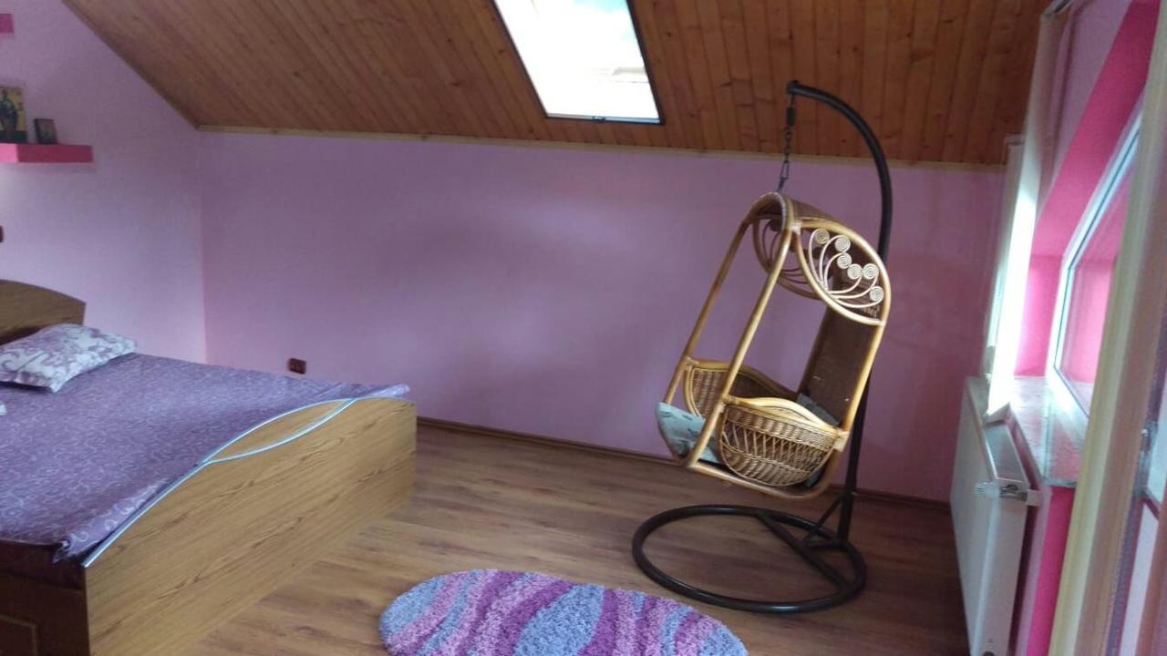 Casa De Vacanta Paraul Rece Ngoại thất bức ảnh